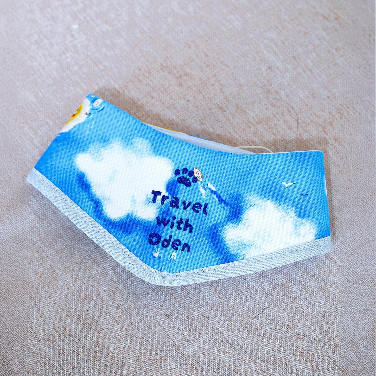 出遊日記:旅行汪雙面領巾 • Adventure Log:Paw-cation Double-sided Bandana